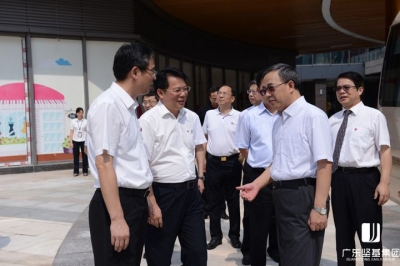 中央政治局委員、廣東省委書記胡春華視察河源市商業中心